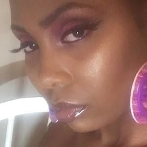 Meet your Posher, Robbyn